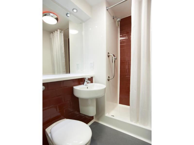 Travelodge Manchester Central Arena Kültér fotó